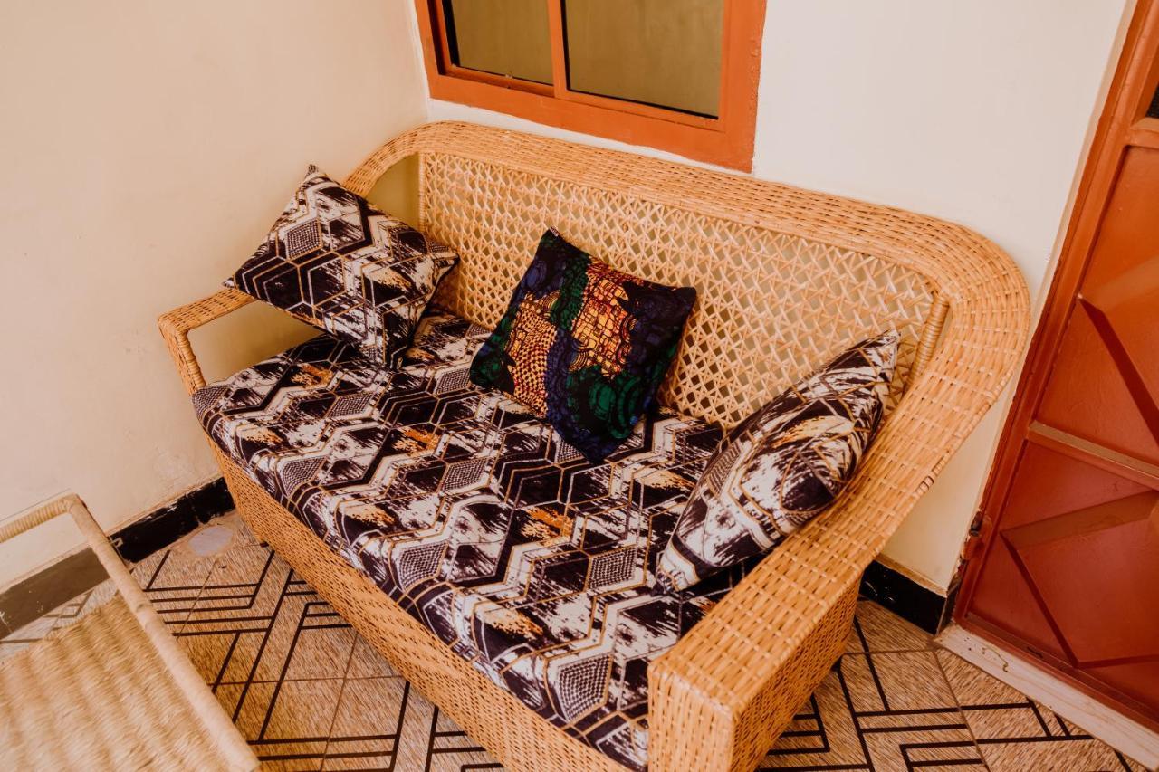 מושי Kisanga Homestay מראה חיצוני תמונה